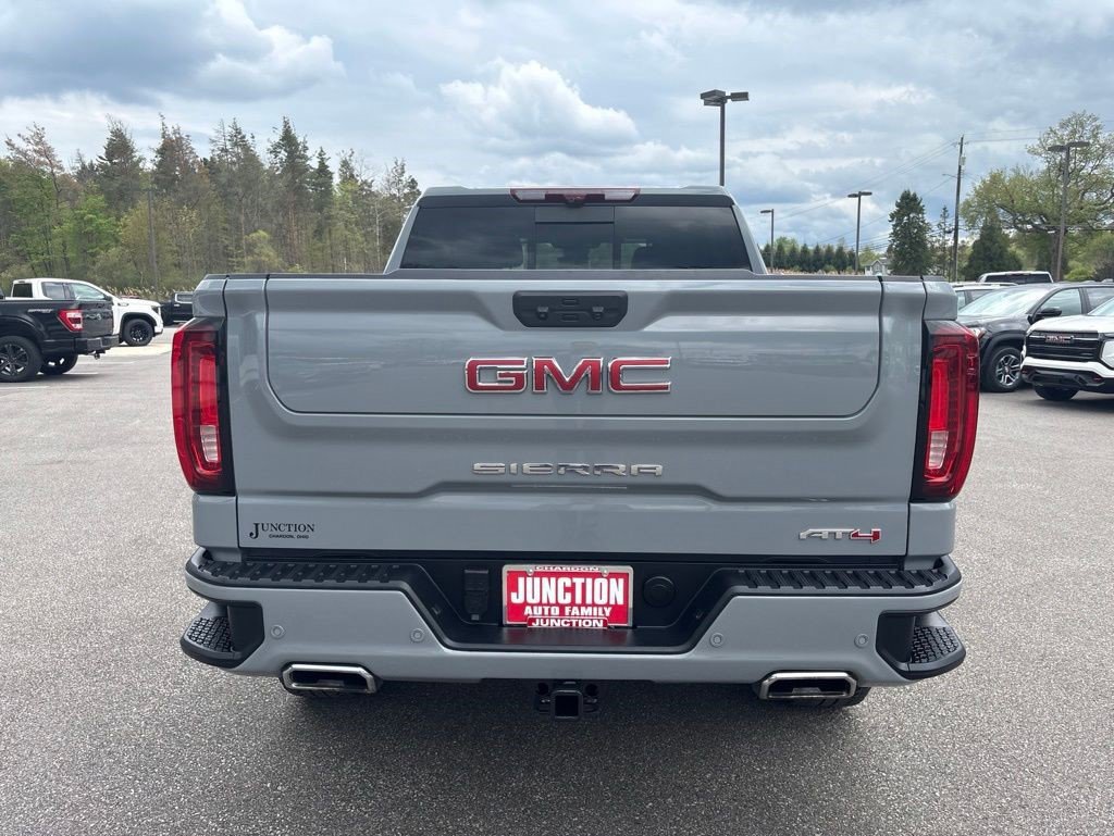 Certified 2024 GMC Sierra 1500 AT4 w/ Technology Package AWD/4WD image 8