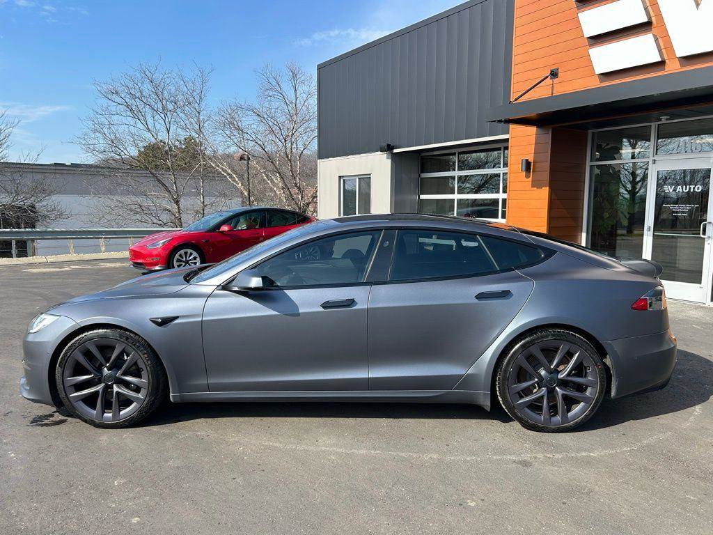 Used 2021 Tesla Model S Plaid AWD/4WD image 5