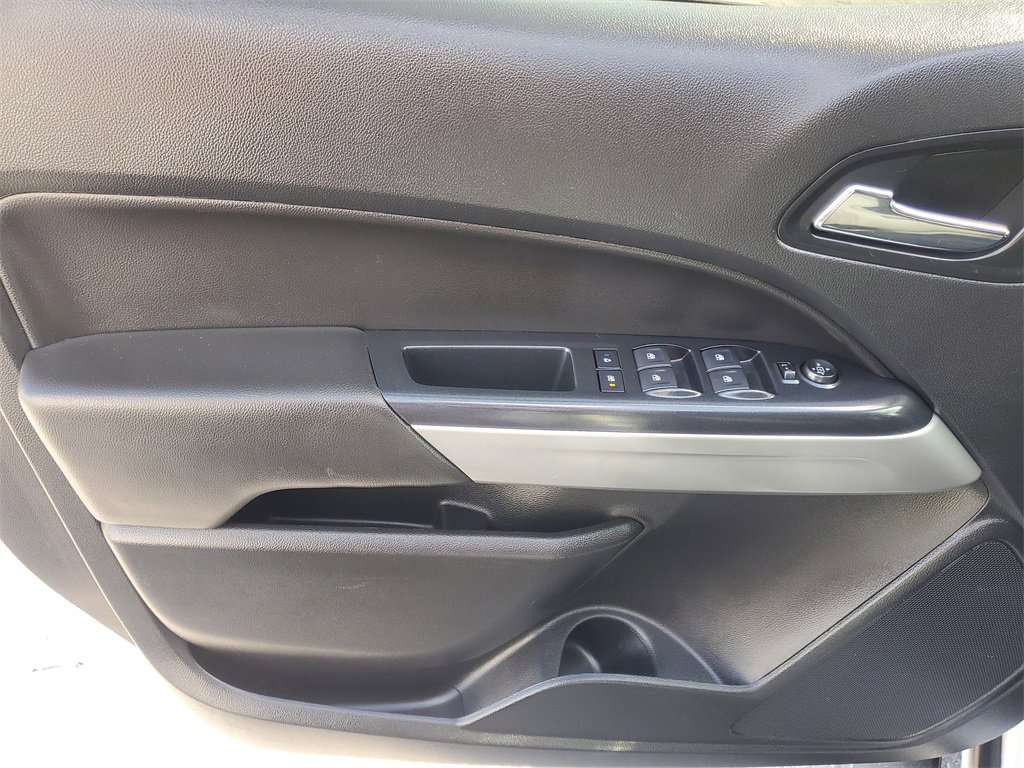 Used 2020 Chevrolet Colorado LT w/ LT Convenience Package image 16