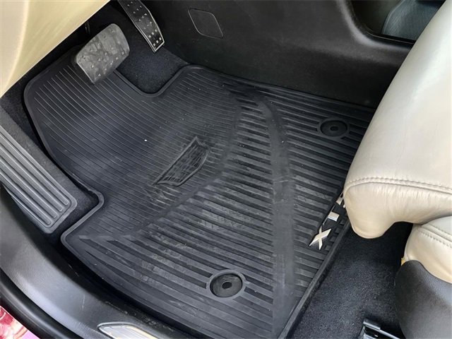 Certified 2017 Cadillac XT5 Luxury w/ Driver Awareness Package image 37