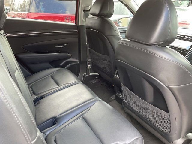 Used 2023 Hyundai Tucson Limited AWD/4WD image 13