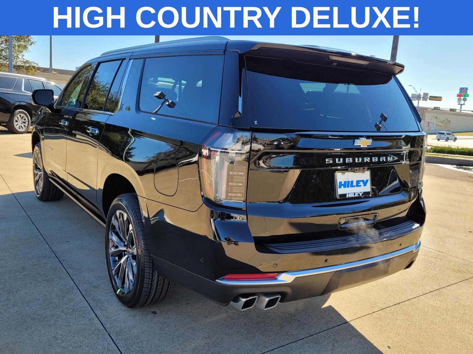 New 2026 Chevrolet Suburban High Country image 3