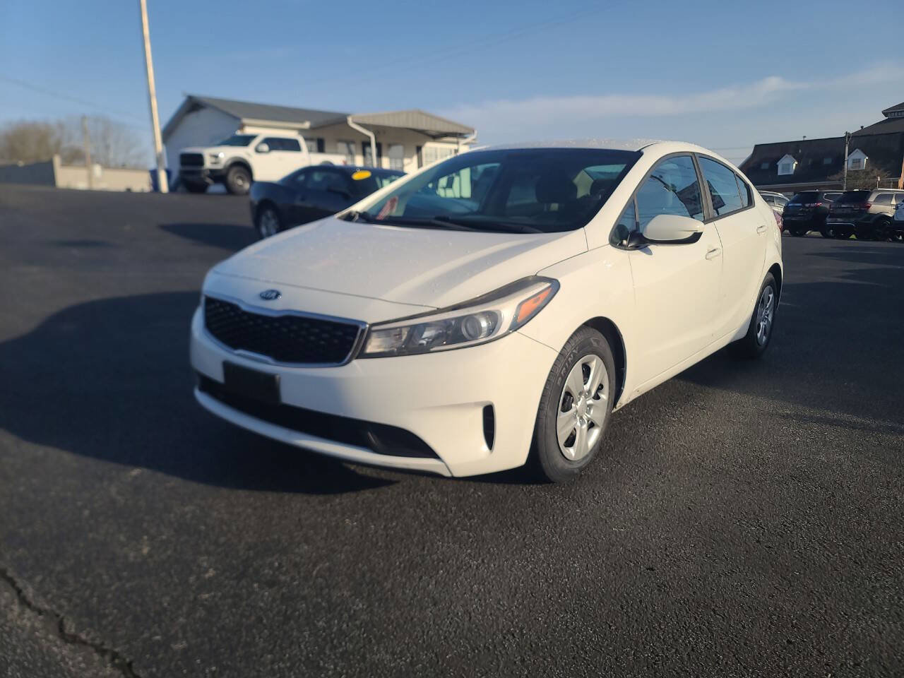 Used 2017 Kia Forte LX image 4
