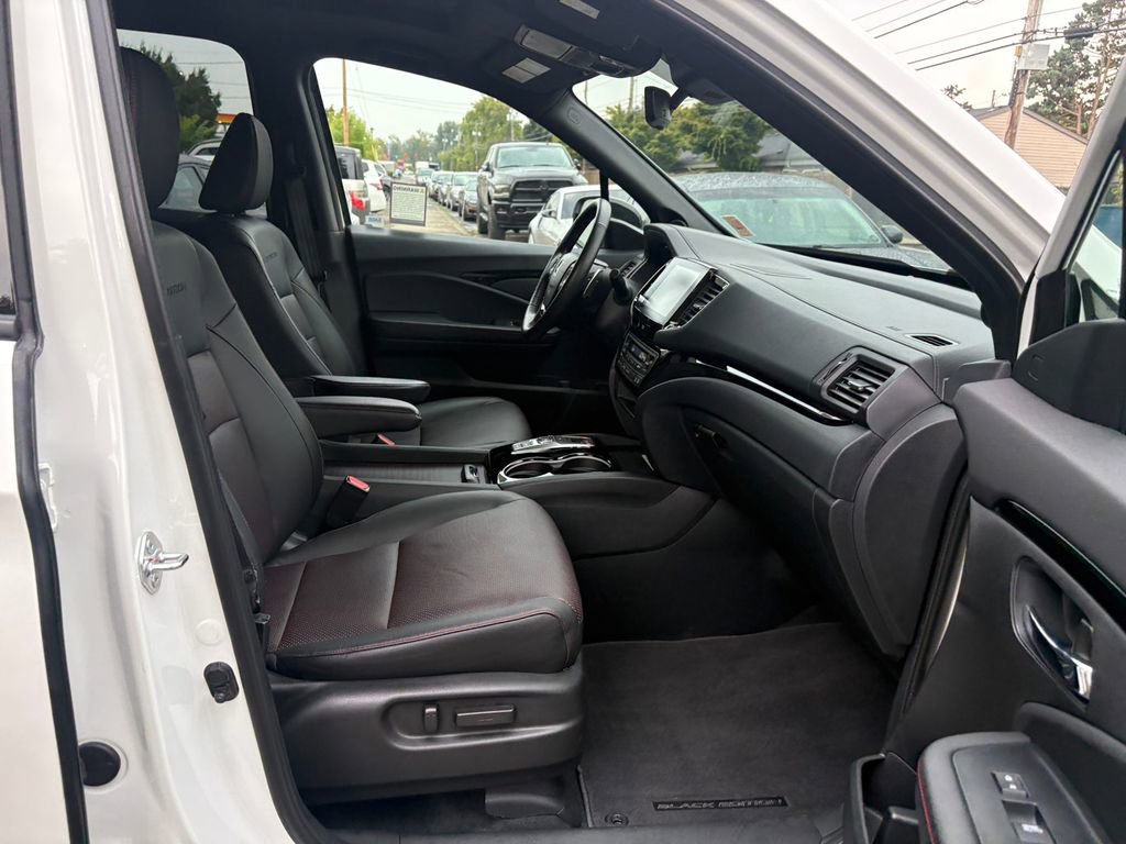 Used 2023 Honda Ridgeline Black Edition image 23