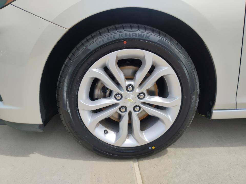 Used 2019 Chevrolet Cruze LT w/ LT Fleet Convenience Package FWD image 27