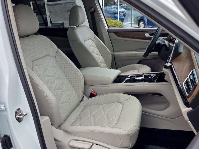 New 2026 Volkswagen Atlas SE FWD image 18