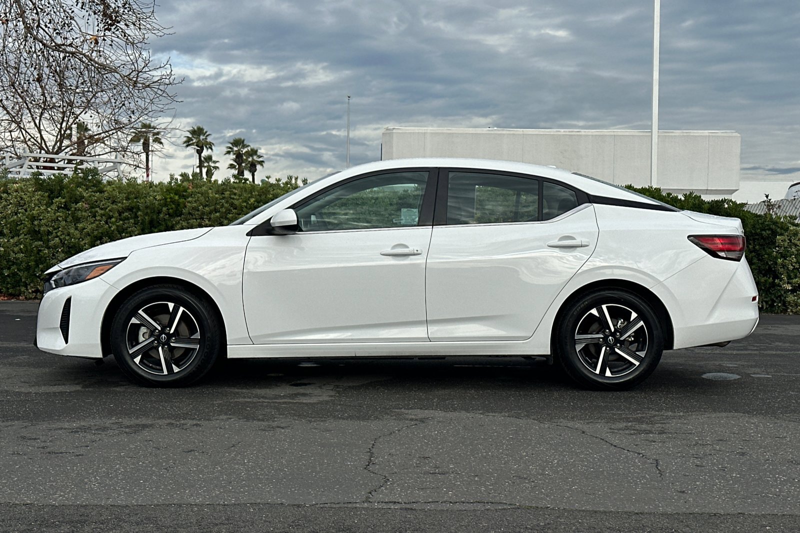 Certified 2024 Nissan Sentra SV image 7