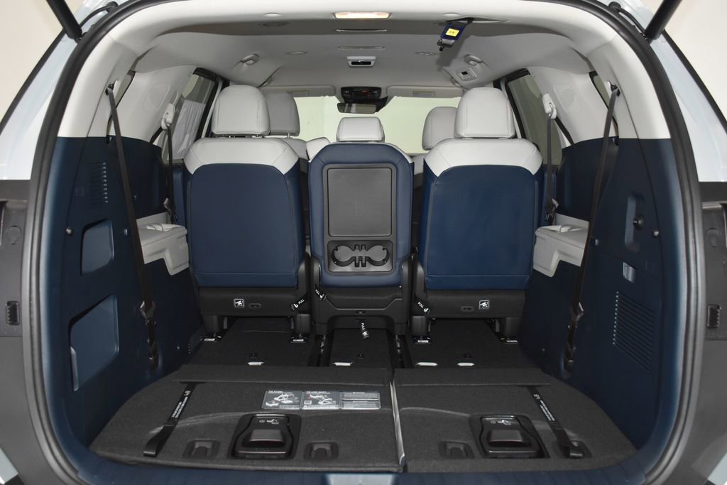 New 2026 Kia Carnival EX image 29