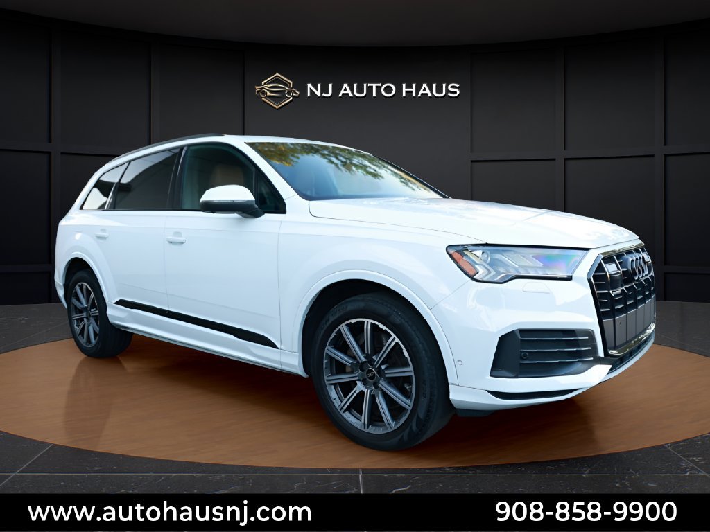 Used 2023 Audi Q7 2.0T Premium Plus w/ Premium Plus Package AWD/4WD image 1
