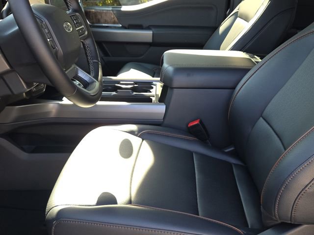 New 2026 Ford F350 Lariat w/ Lariat Premium Package image 18