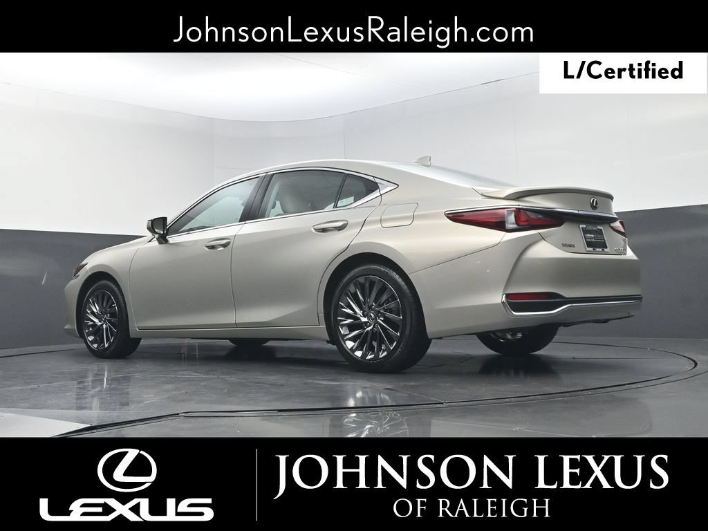 Used 2025 Lexus ES 300h w/ Technology Package FWD image 18
