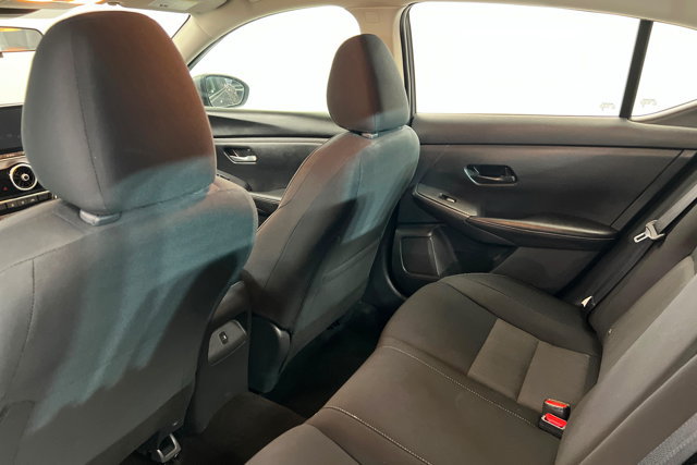Used 2024 Nissan Sentra SV FWD image 19