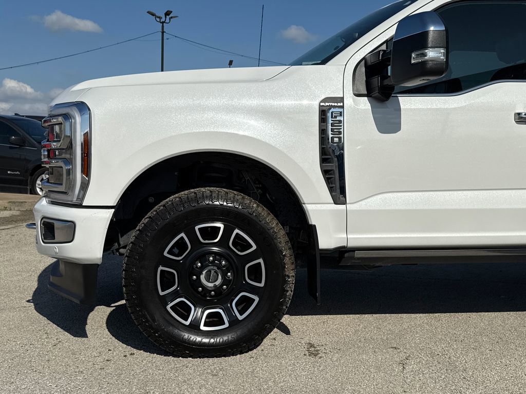 Used 2024 Ford F250 Platinum image 5