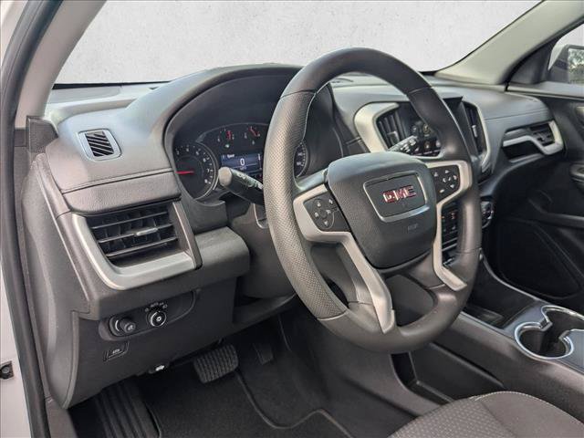 Used 2023 GMC Terrain SLE FWD image 9