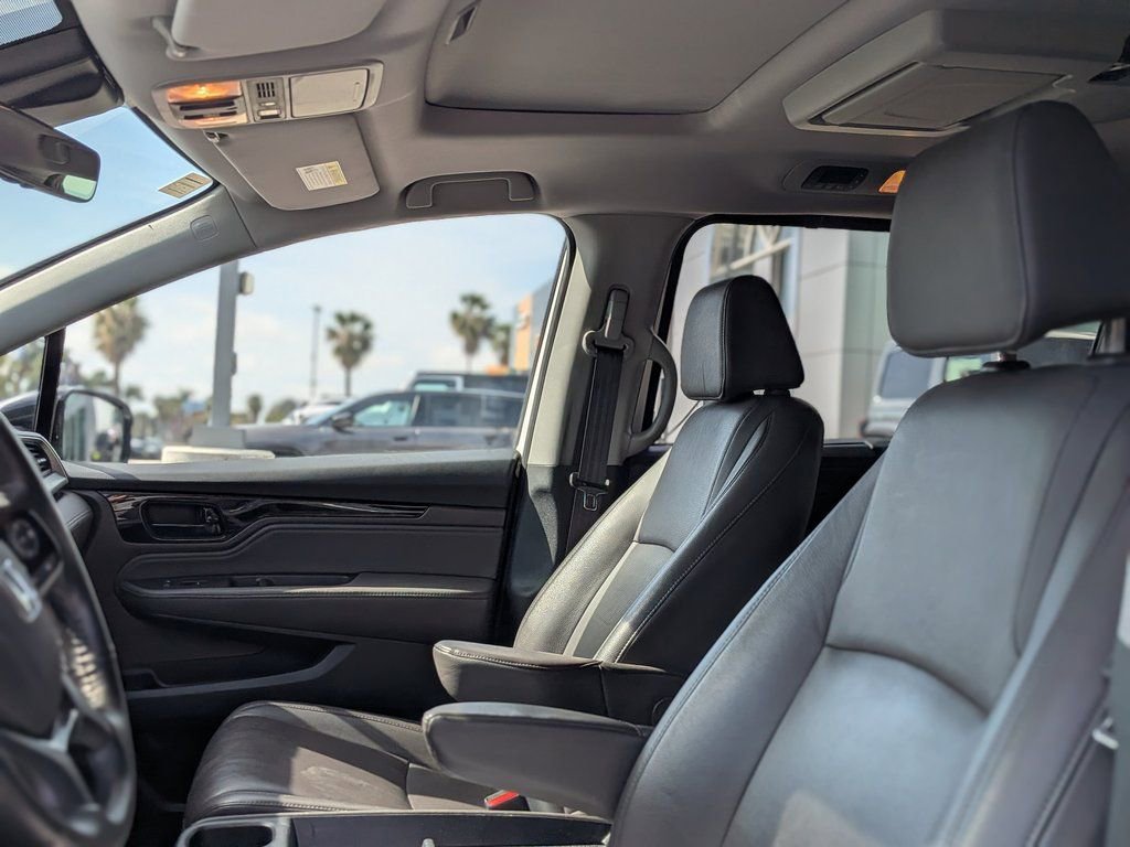 Used 2019 Honda Odyssey Elite image 7