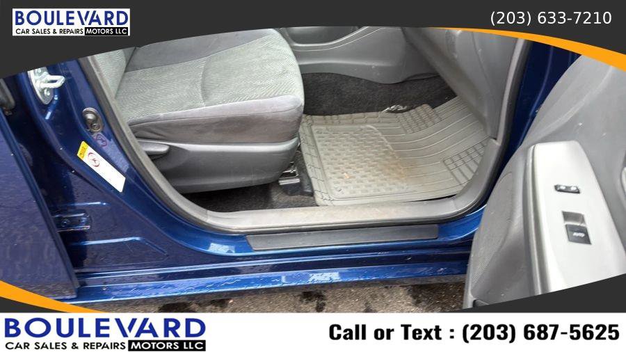 Used 2014 Toyota Prius V Three FWD image 34