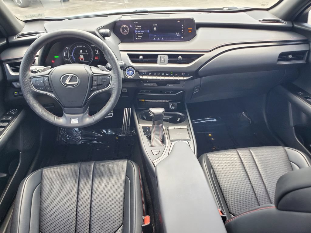 Used 2020 Lexus UX 250h F Sport w/ F Sport Luxury Package AWD/4WD image 10