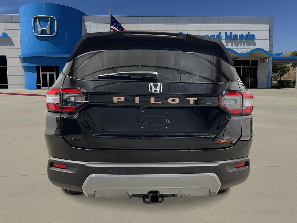 New 2026 Honda Pilot TrailSport image 4