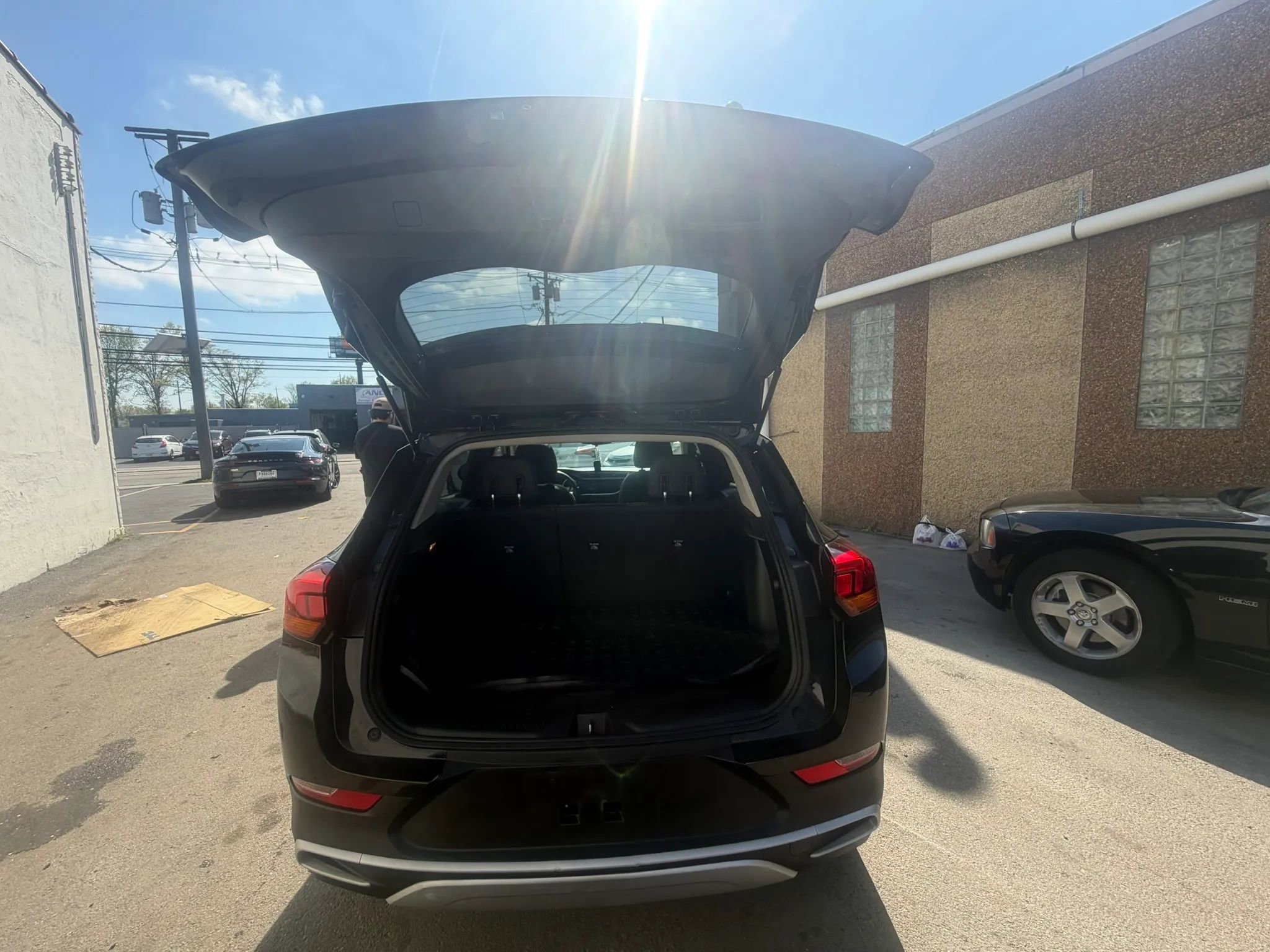 Used 2020 Buick Encore GX Select w/ Experience Buick Package FWD image 27