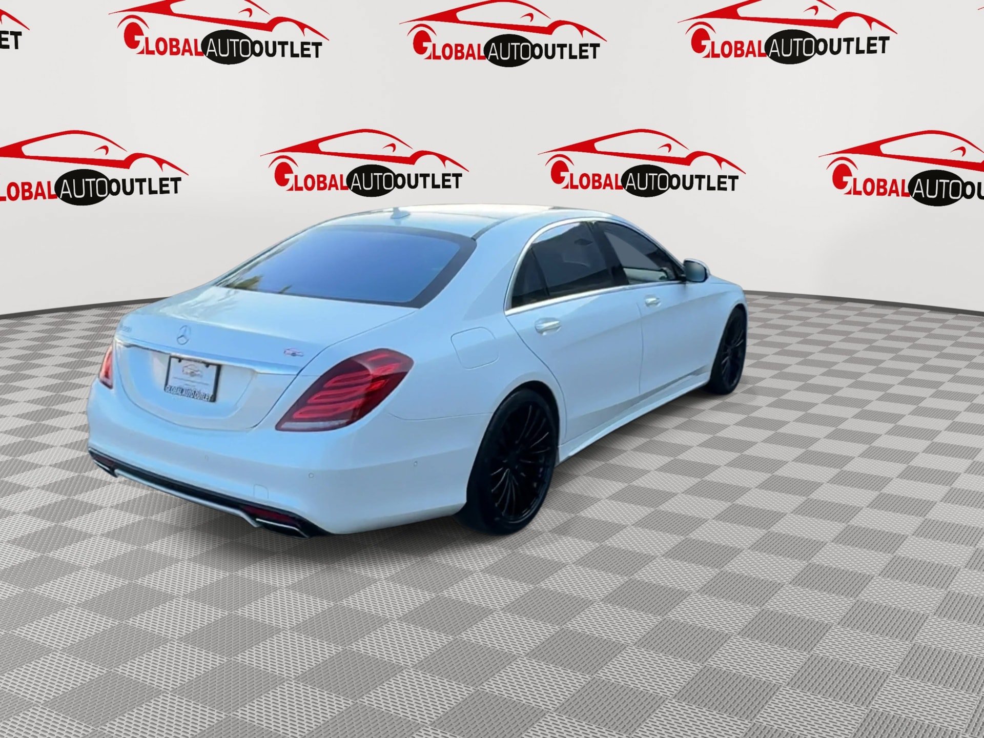 Used 2015 Mercedes-Benz S 550 Sedan image 8