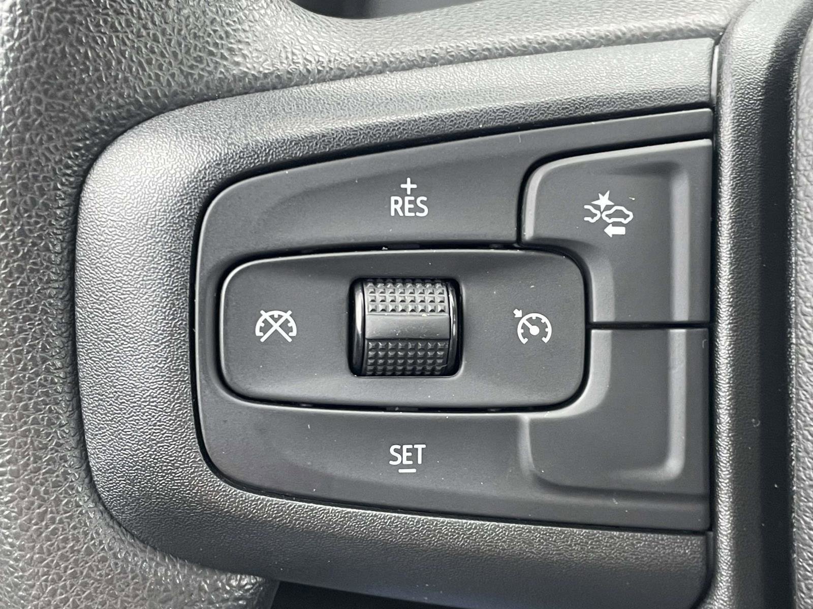 Used 2023 GMC Sierra 1500 Pro w/ Pro Value Package image 11