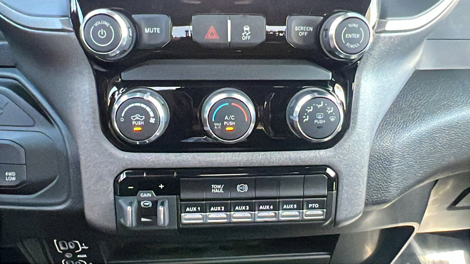 New 2025 RAM 5500 Tradesman image 22