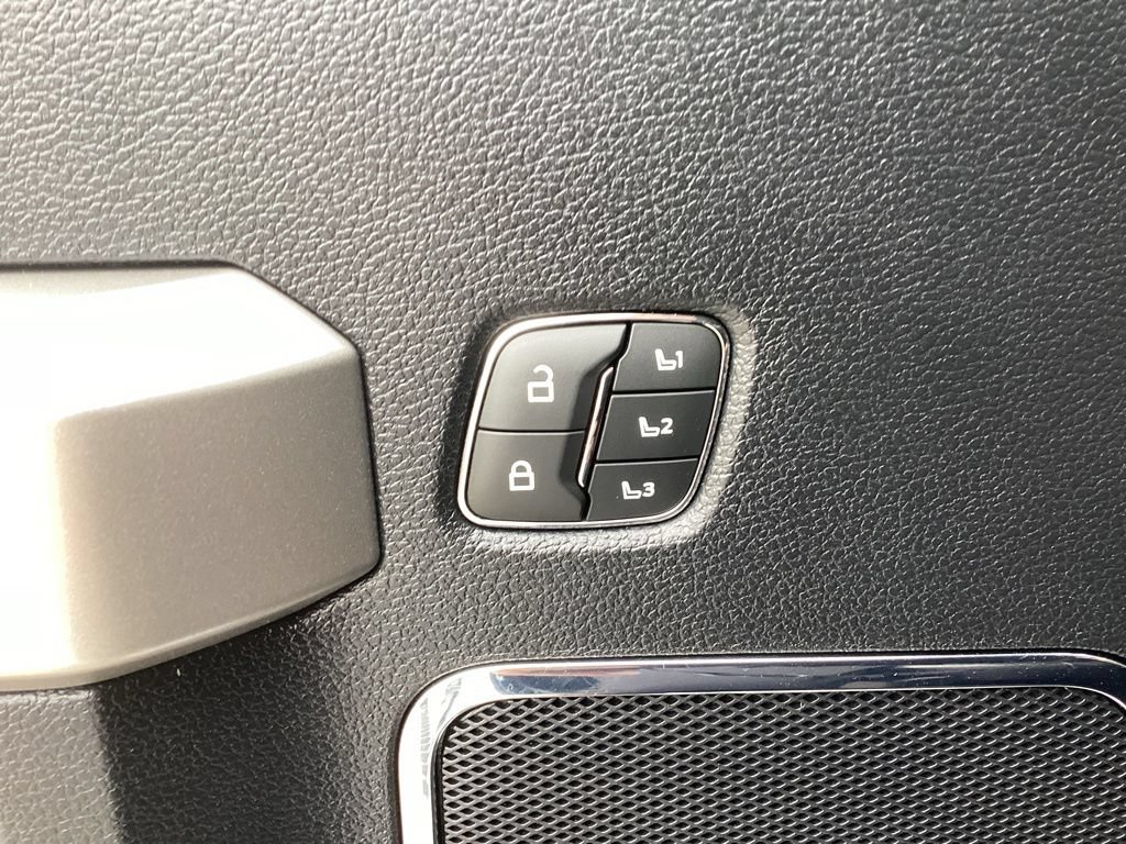 Used 2020 Ford F250 Lariat AWD/4WD image 74