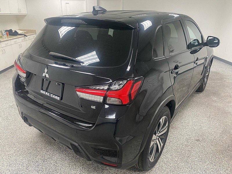Used 2021 Mitsubishi Outlander Sport SE image 5