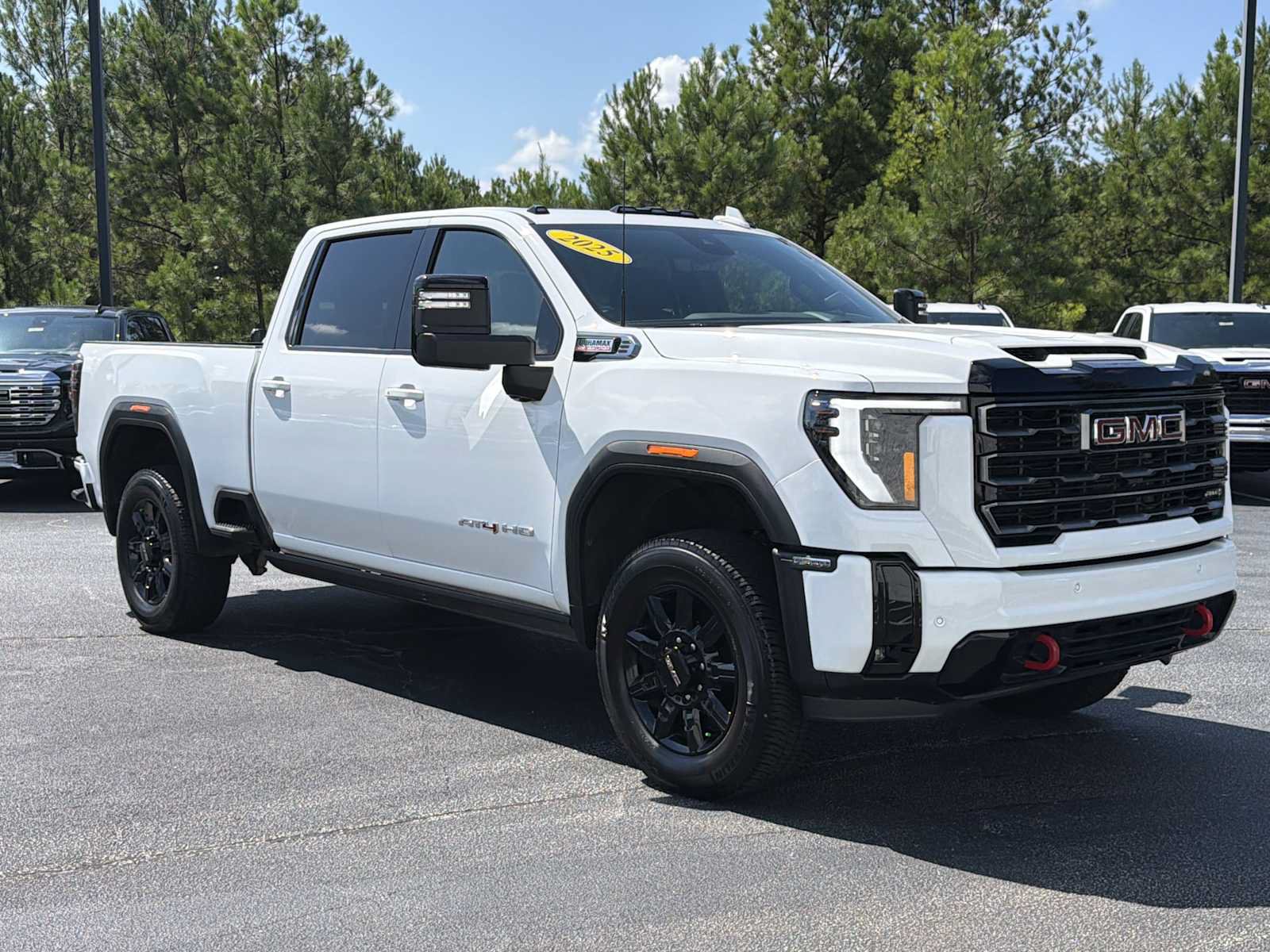Used 2025 GMC Sierra 2500 AT4 w/ AT4 Premium Plus Package AWD/4WD image 39