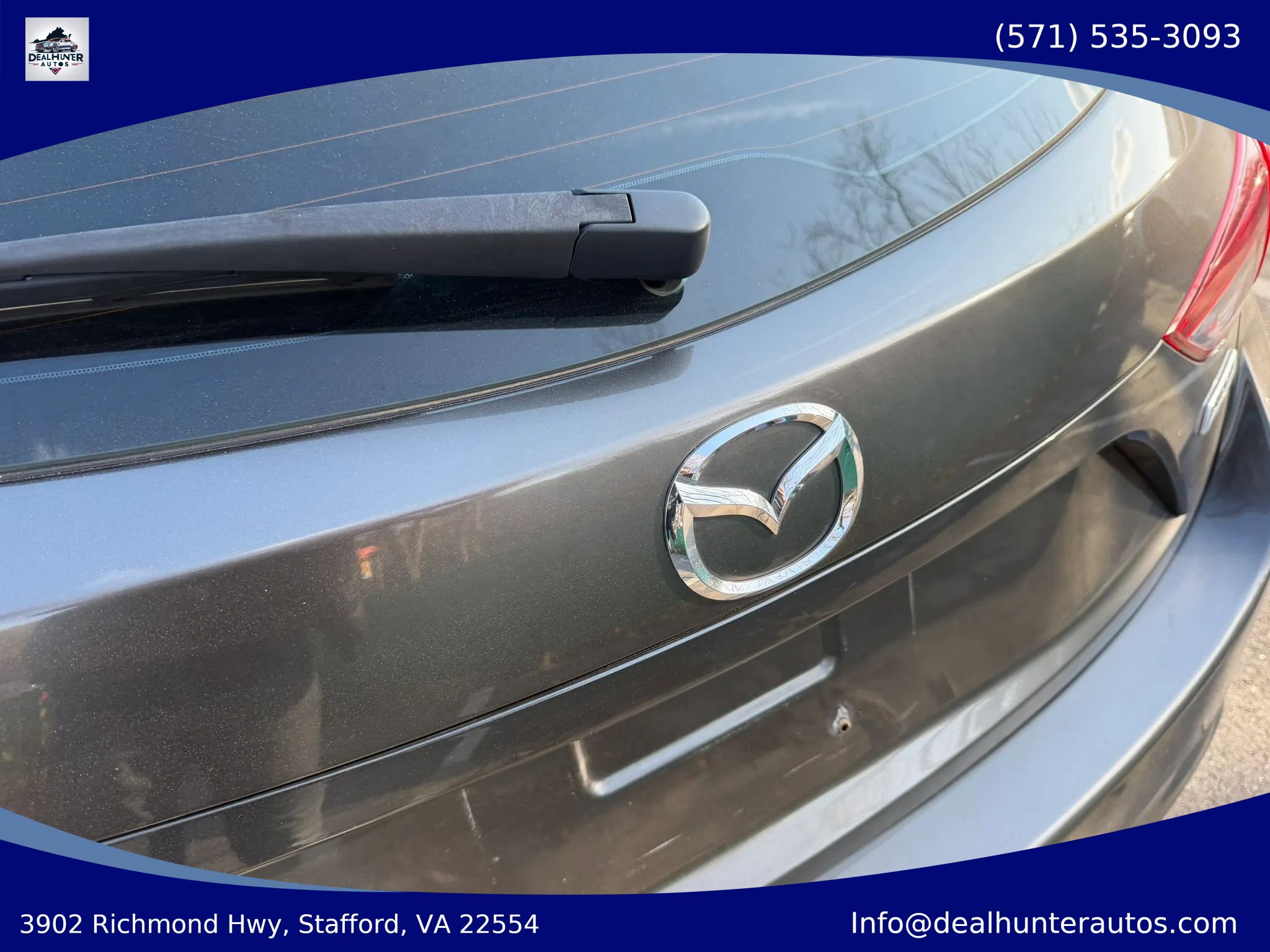 Used 2017 MAZDA MAZDA3 Sport FWD image 10