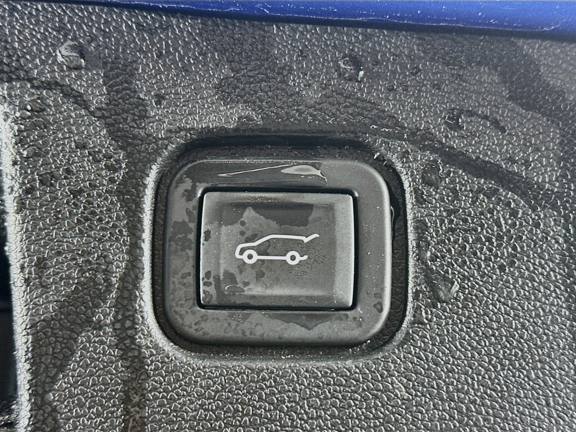 Used 2024 Chevrolet Blazer EV LT AWD/4WD image 31