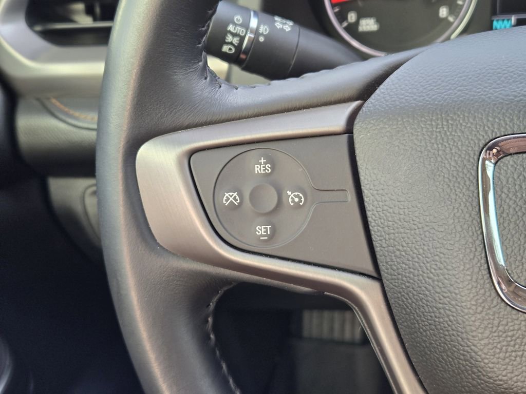 Used 2017 GMC Acadia SLT image 25