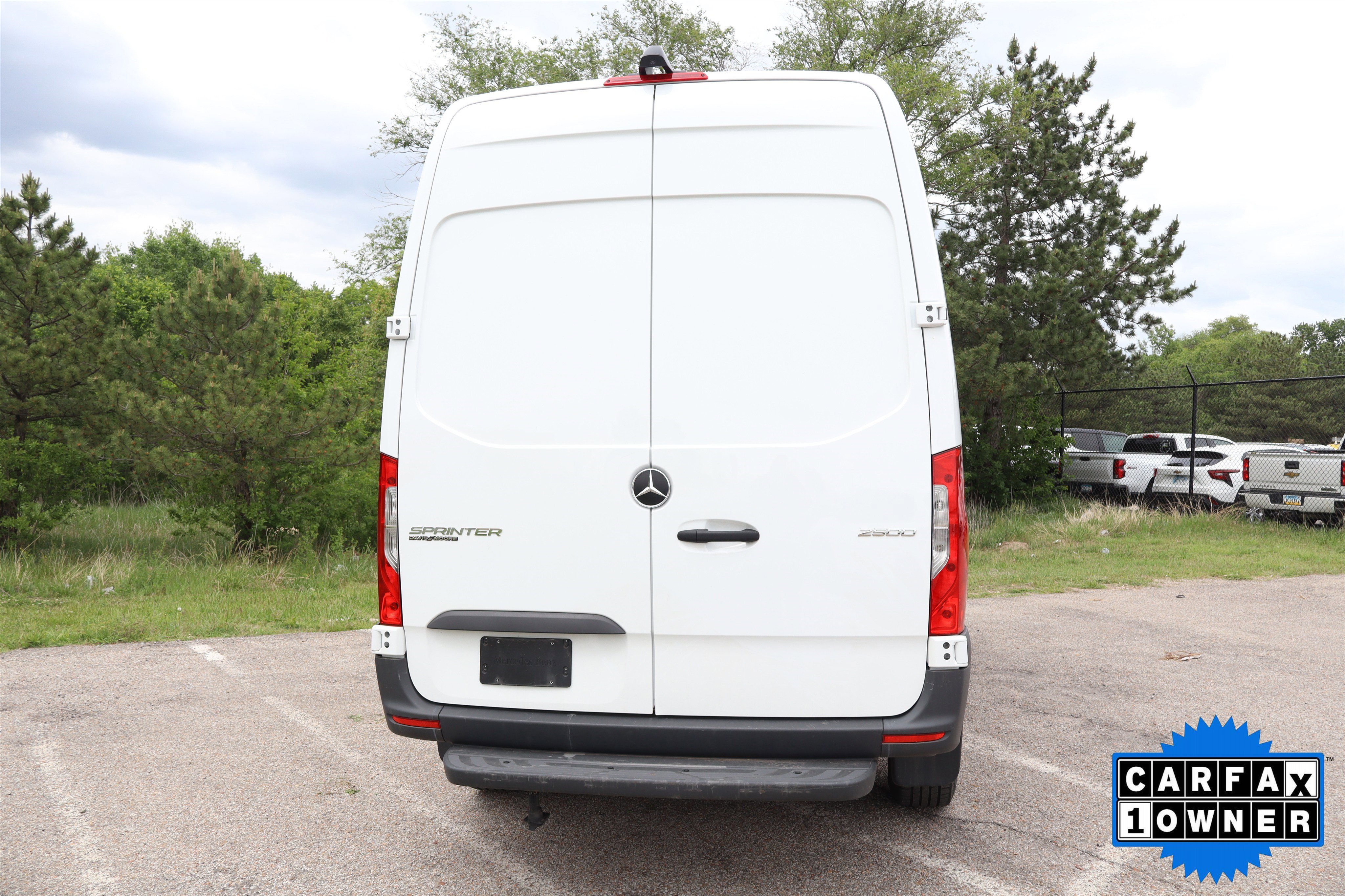 Used 2025 Mercedes-Benz Sprinter 2500 image 8