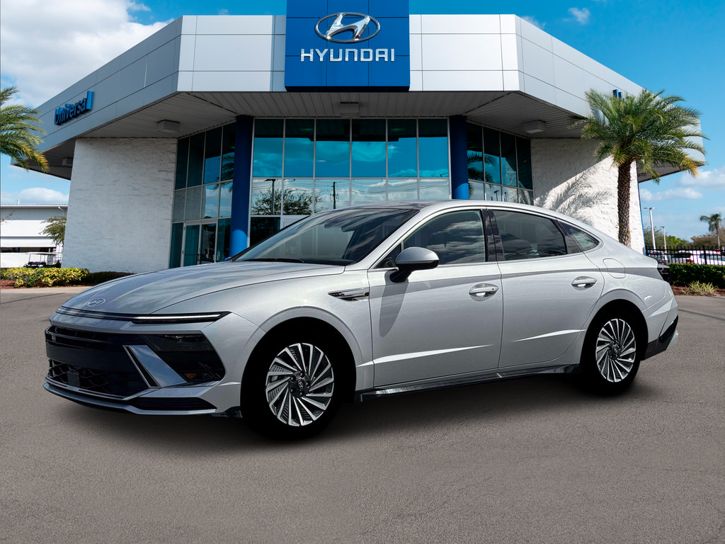 New 2026 Hyundai Sonata SEL FWD image 2