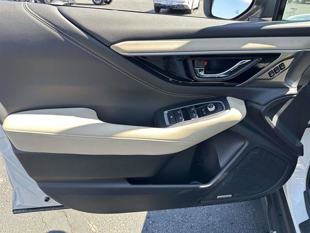 Used 2022 Subaru Outback Limited AWD/4WD image 9