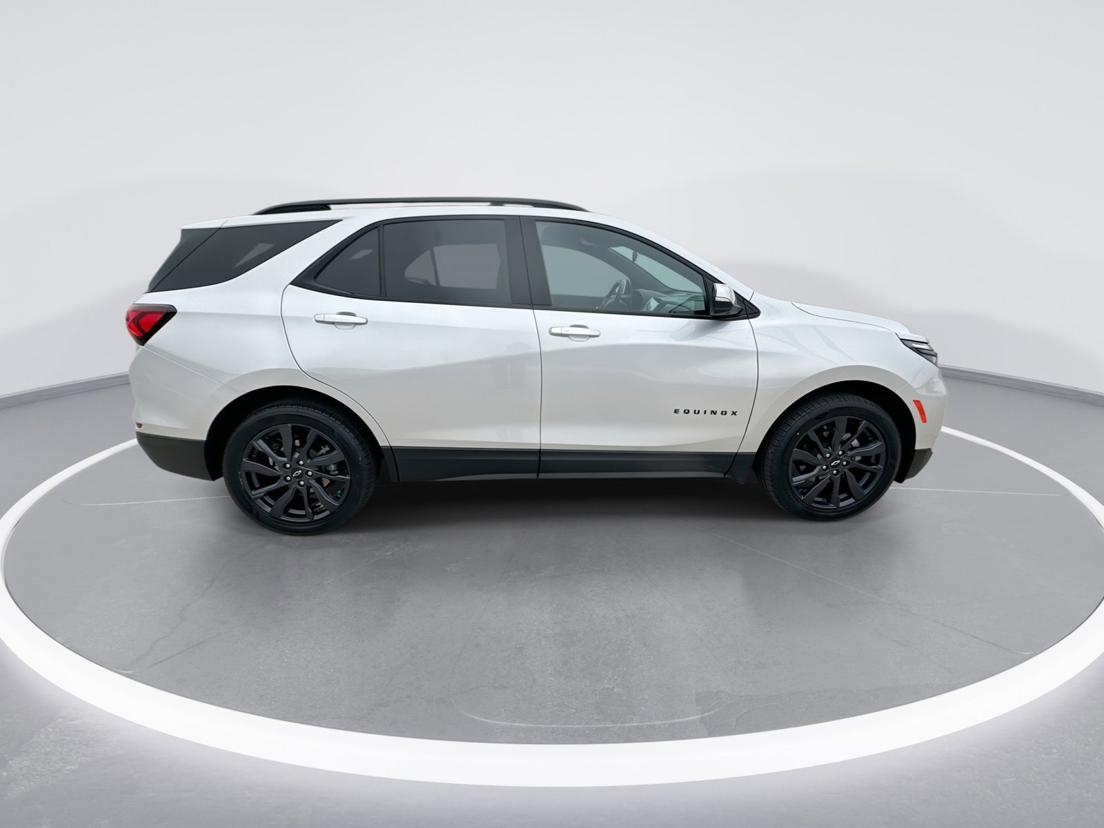 Used 2022 Chevrolet Equinox RS w/ RS Leather Package AWD/4WD image 9
