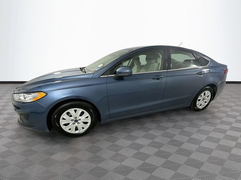 Certified 2019 Ford Fusion S FWD image 4