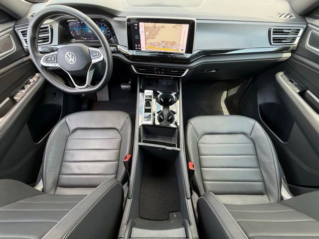 Certified 2025 Volkswagen Atlas Cross Sport SEL AWD/4WD image 18