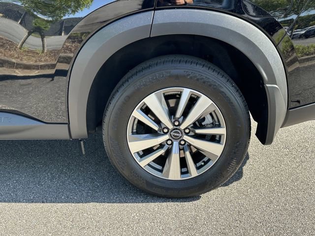 Certified 2025 Nissan Pathfinder SL w/ Black Appearance Package image 21