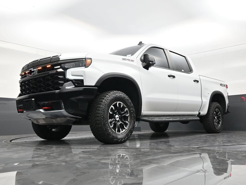 Used 2024 Chevrolet Silverado 1500 ZR2 w/ Technology Package AWD/4WD image 20