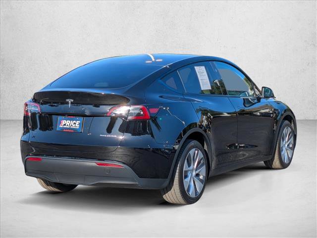 Used 2024 Tesla Model Y Long Range AWD/4WD image 5