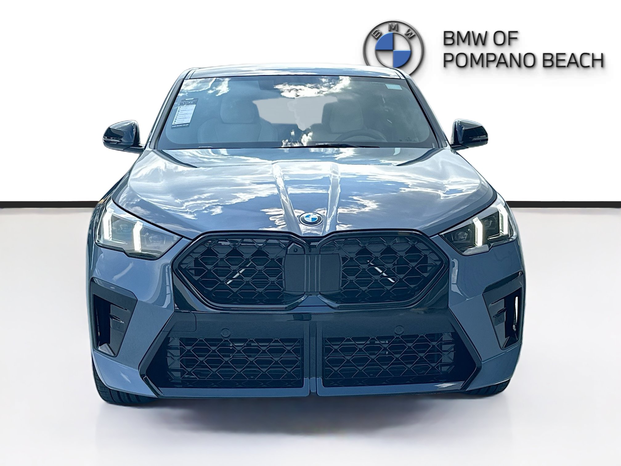 New 2026 BMW X2 xDrive28i w/ Technology Package AWD/4WD image 2