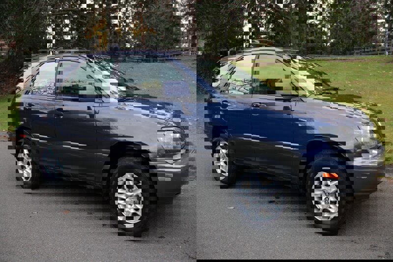 Used 1999 Lexus RX 300 4WD image 2