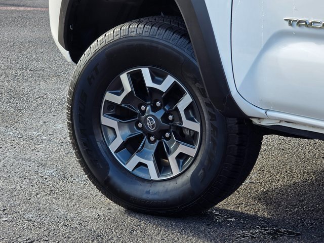 Used 2023 Toyota Tacoma TRD Off-Road image 8