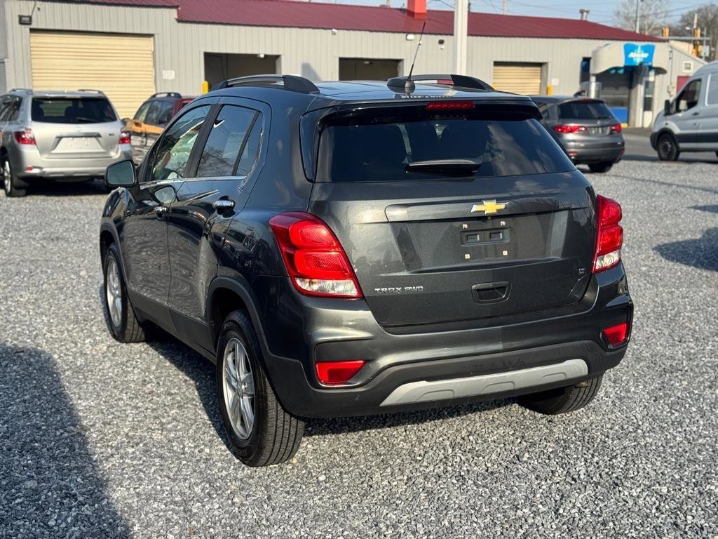 Used 2018 Chevrolet Trax LT w/ LT Convenience Package AWD/4WD image 6