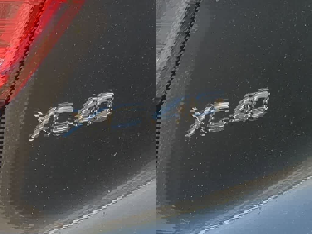 New 2026 Volvo XC40 B5 Core w/ Protection Package Premier image 12