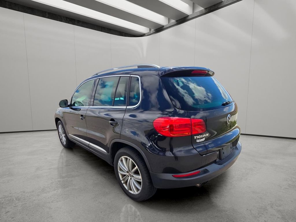 Used 2013 Volkswagen Tiguan SE AWD/4WD image 3