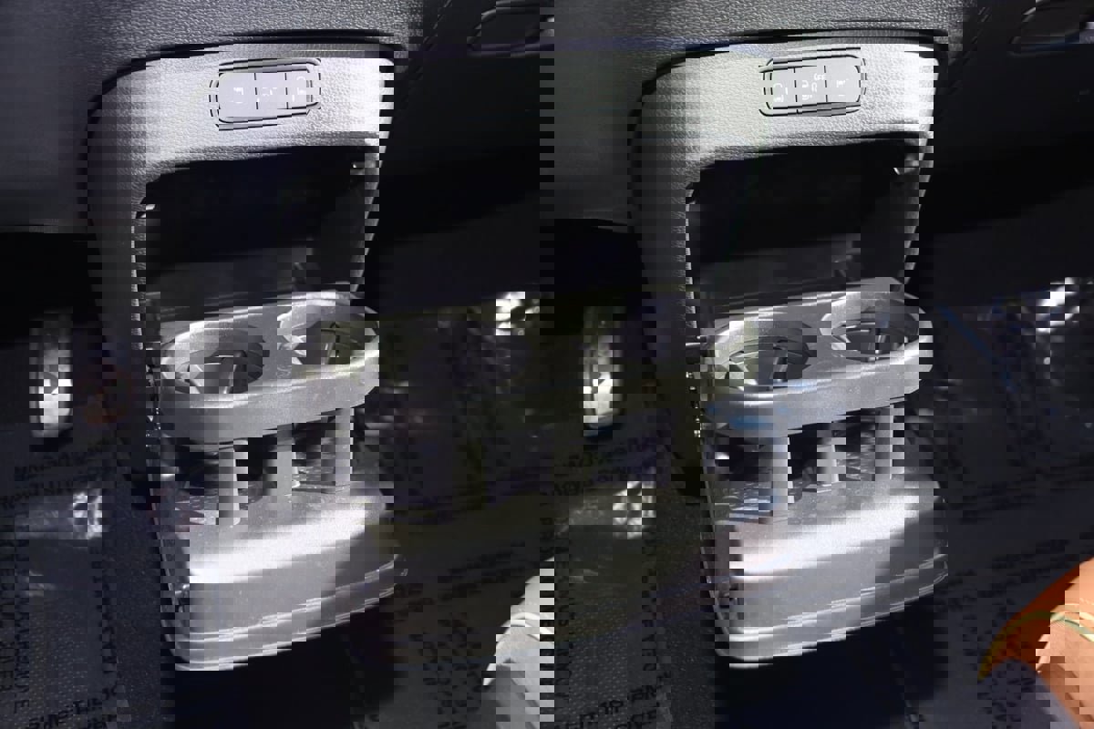 Used 2025 Volkswagen ID. Buzz Pro S image 43