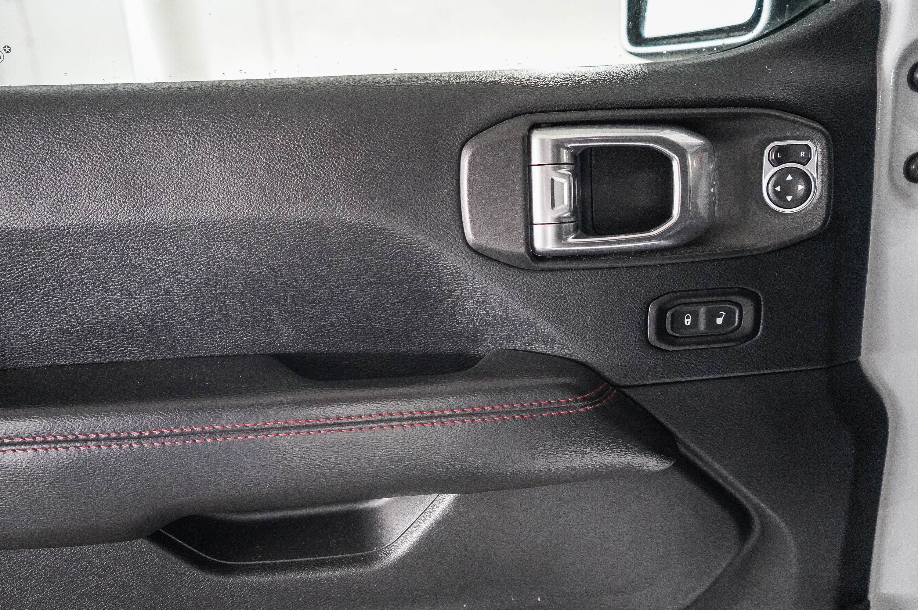 Used 2018 Jeep Wrangler Unlimited Rubicon AWD/4WD image 21