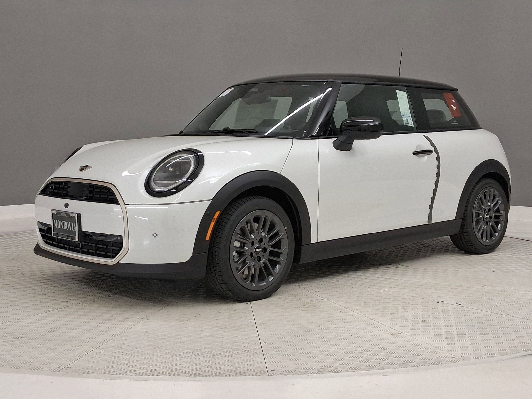 New 2026 MINI Cooper 2-Door Hardtop image 18